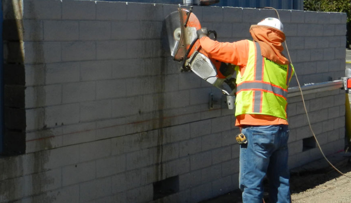 قص الخرسانة داخل الأماكن الضيقة